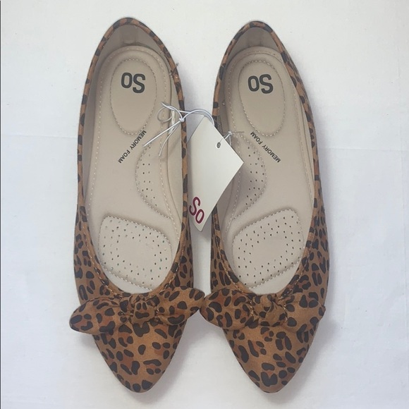 New SO Women's Pointed Toe Leopard Print Flats - Picture 3 of 11